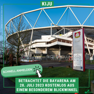 Das Bild zeigt die BayArena in Leverkusen von der Seite.